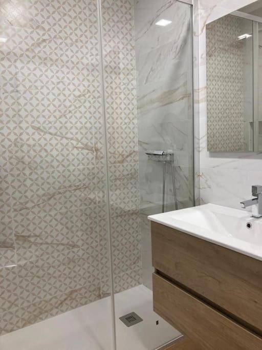 Apartamento Renovado No Centro Da Cidade - Casa4 Коїмбра Екстер'єр фото