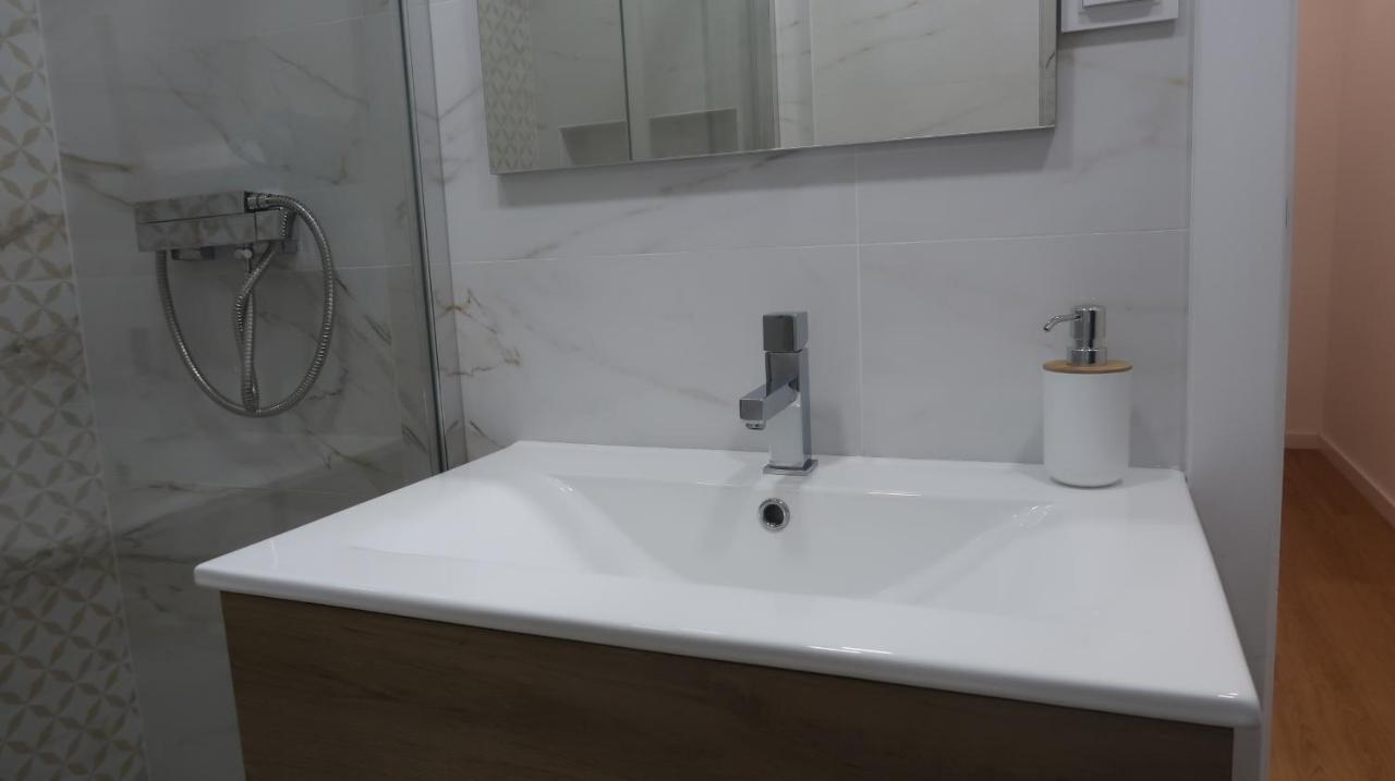 Apartamento Renovado No Centro Da Cidade - Casa4 Коїмбра Екстер'єр фото