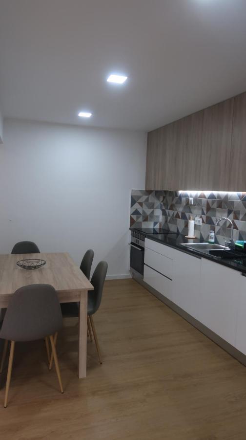 Apartamento Renovado No Centro Da Cidade - Casa4 Коїмбра Екстер'єр фото